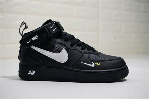 nike herren air force 1 mid 07 black|nike air force 1 lv8.